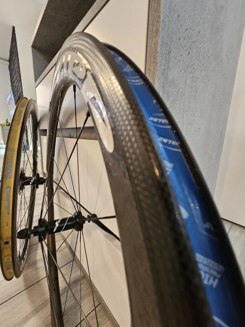 Zipp 303 Firecrest 