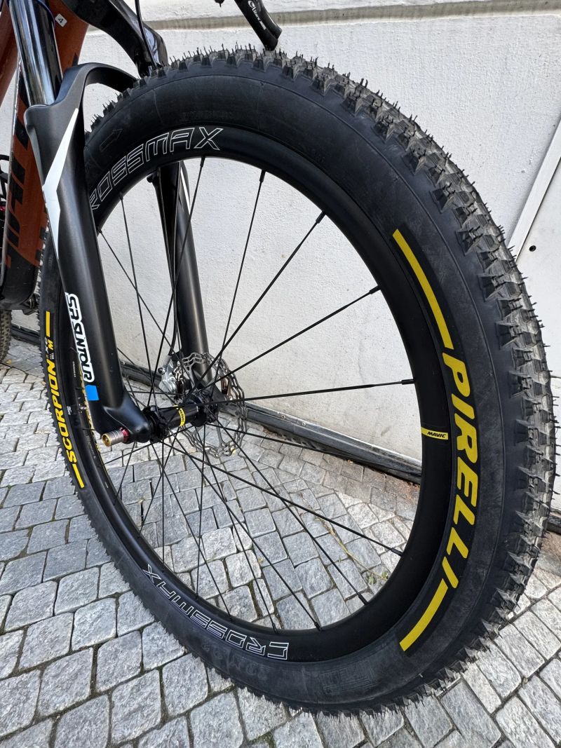 Giant anthem pro 