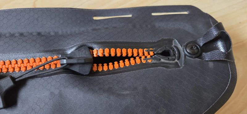 Prodám ORTLIEB Frame-Pack Toptube - 4L - černá