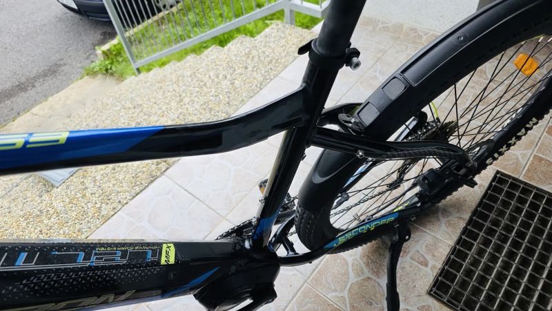 Horské elektrokolo Lectron Esconder MFX 29” – špičkový stav, rám 21”, najeto jen 888 km 