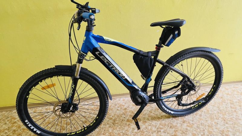 Horské elektrokolo Lectron Esconder MFX 29” – špičkový stav, rám 21”, najeto jen 888 km 