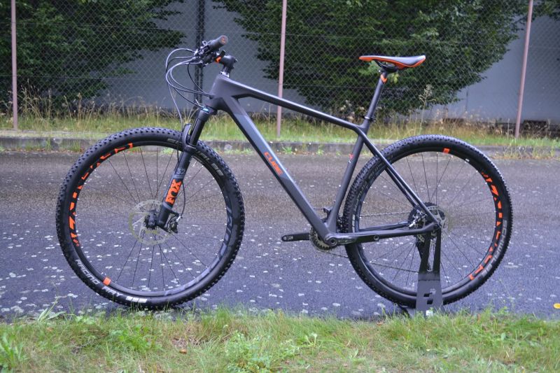 Cube Reaction C:62 Race Carbon´n´orange (XL)