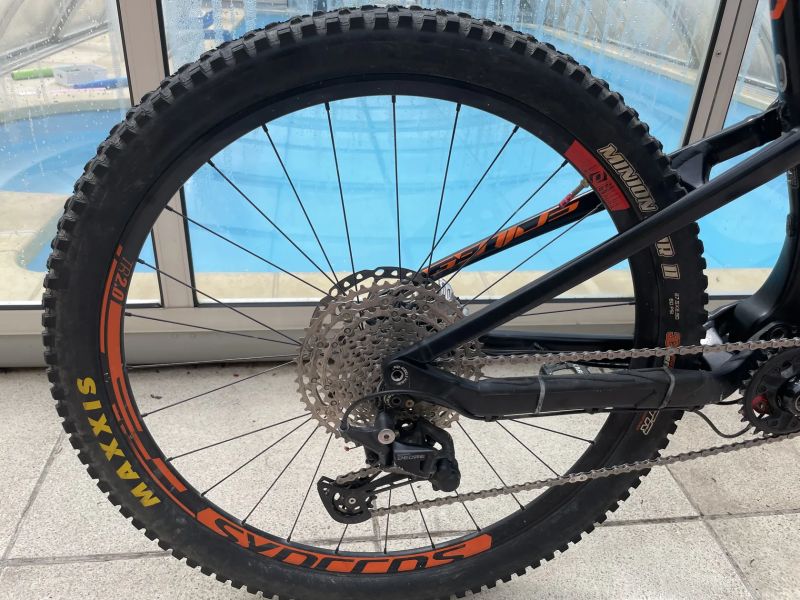 Scott Genius 710 (Fox Factory, Hope) 