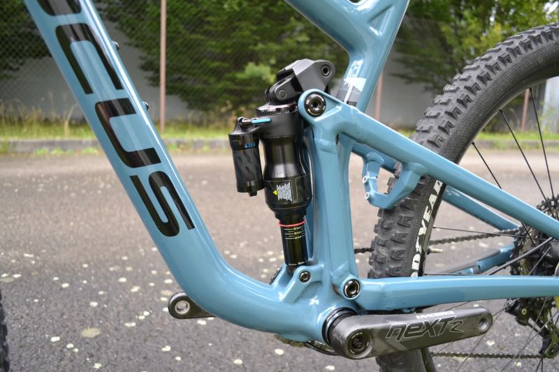 Focus Jam 8.9 (M) top stav