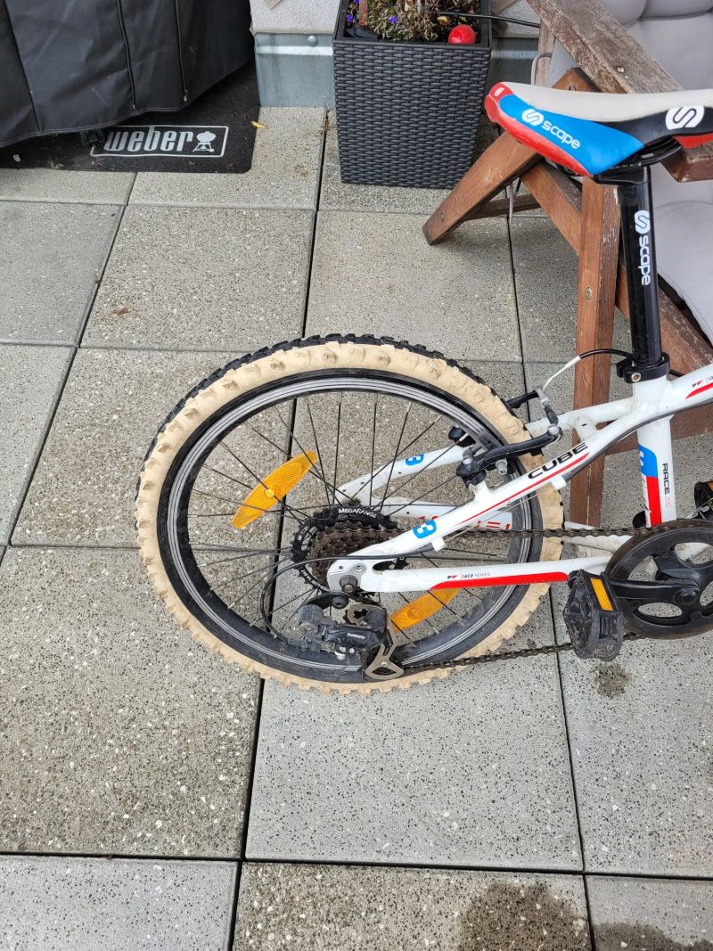 Dětské kolo Cube Race 200