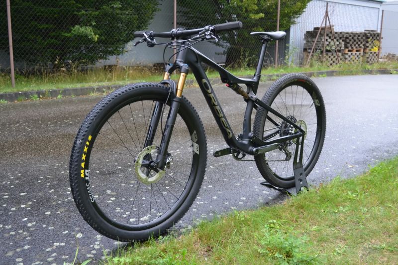 Orbea OIZ M-TEAM (M) 