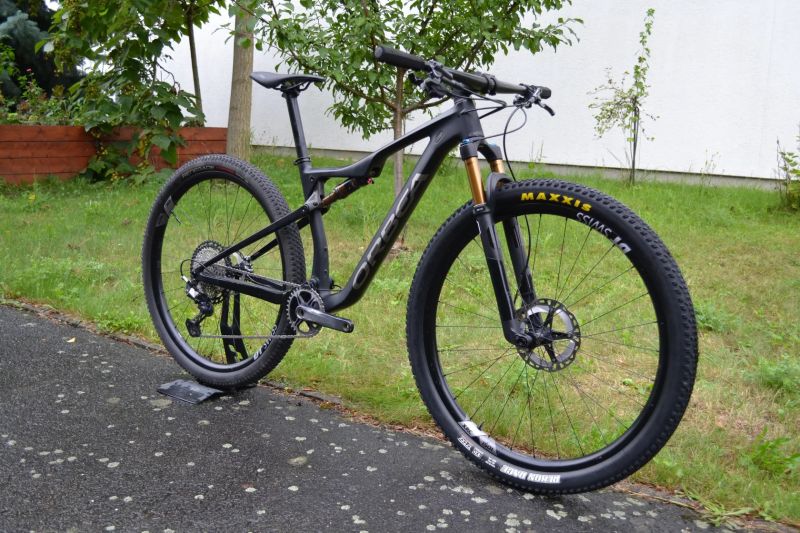 Orbea OIZ M-TEAM (M) 