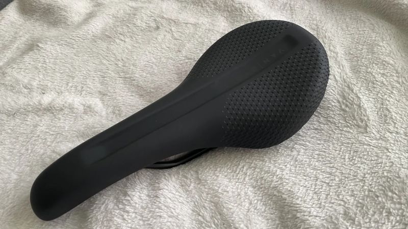 Van Rysel Sport 900 / nové sedlo