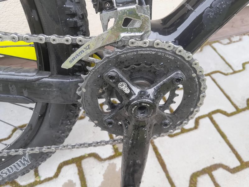 Horské kolo SPECIALIZED
