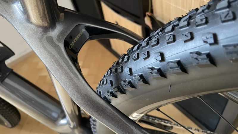 Orbea Alma carbon Anthracite / vel.M / Shimano XT 1x12