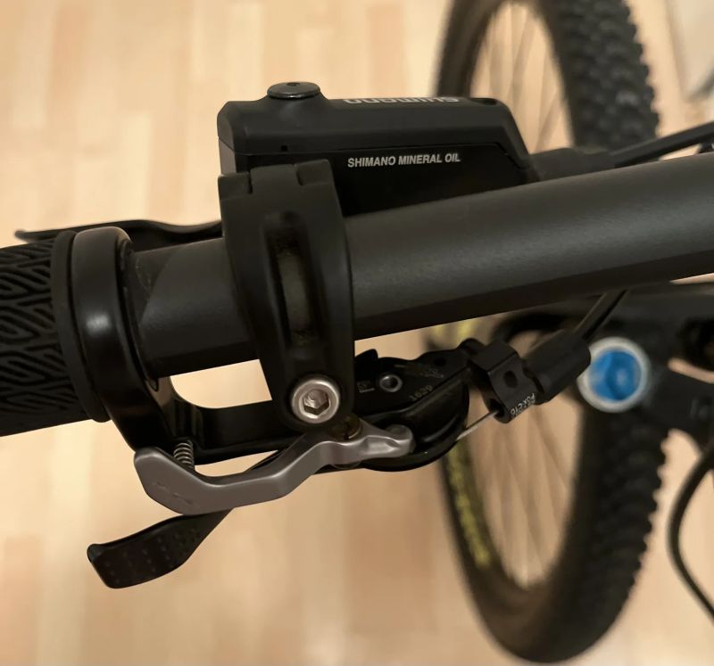 Scott Scale 945