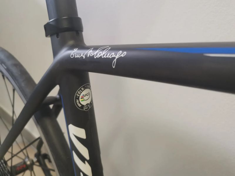 Colnago V1-R Ferrari Edition