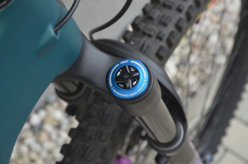 Santa Cruz Hightower 3 vel. M / XX AXS / Reserve 30|HD Carbon / HAYES