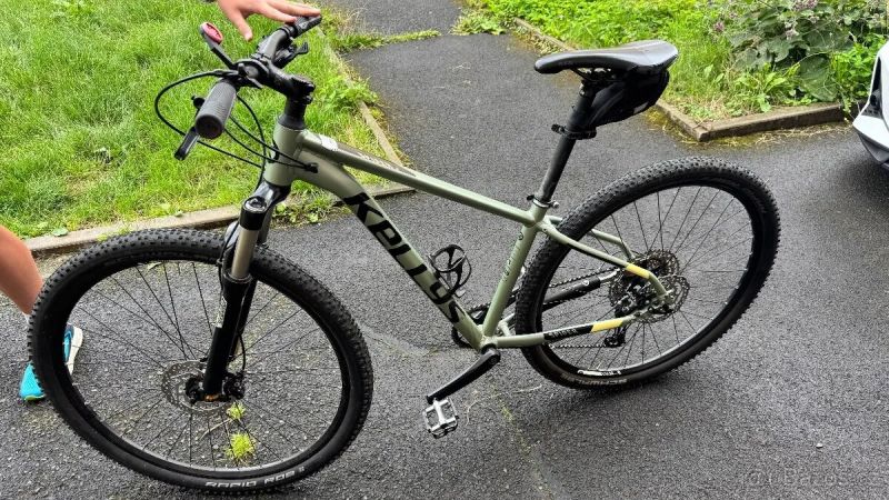 Prodám horské kolo Kelly’s Spider 90, velikost S - 29” kola