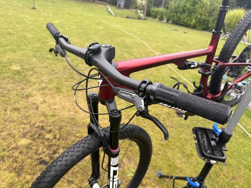 Specialized epic 8 expert 2025