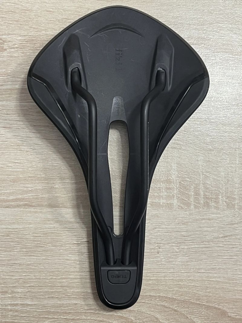 Sedlo fizik tempo aliante R5 155mm