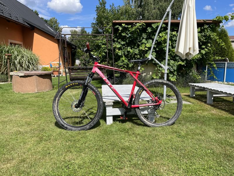 GT Avalanche XL, 26"
