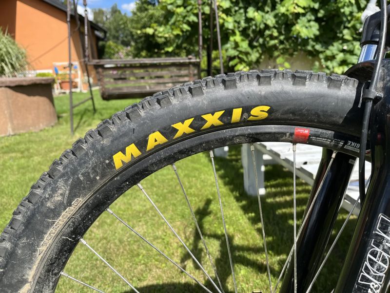 GT Avalanche XL, 26"