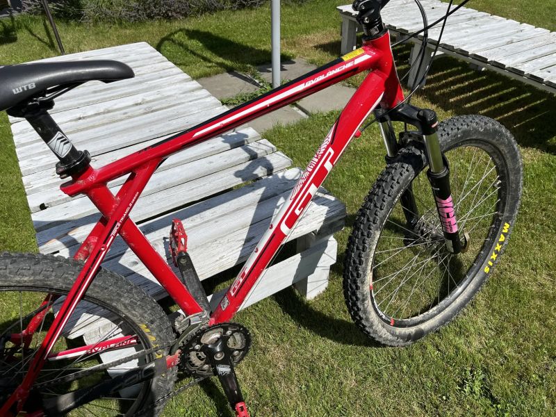 GT Avalanche XL, 26"