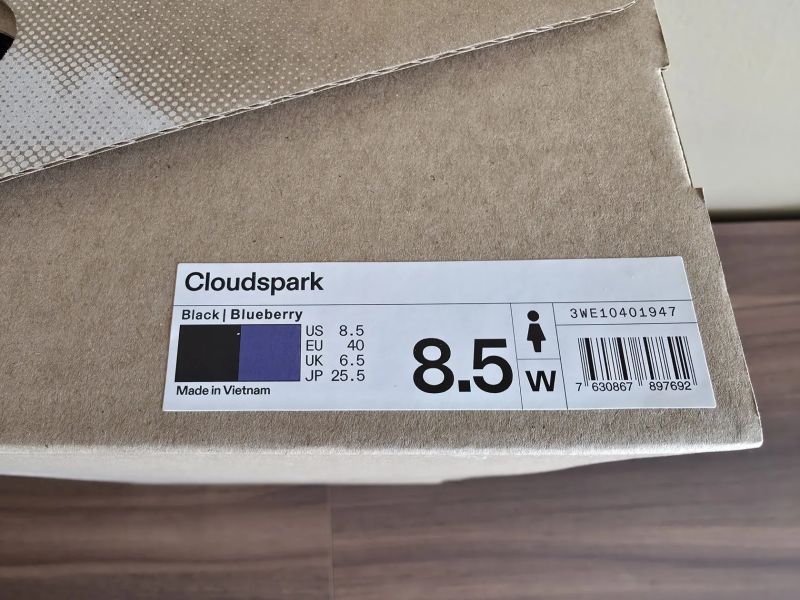Dámské běžecké boty ON CLOUDSPARK