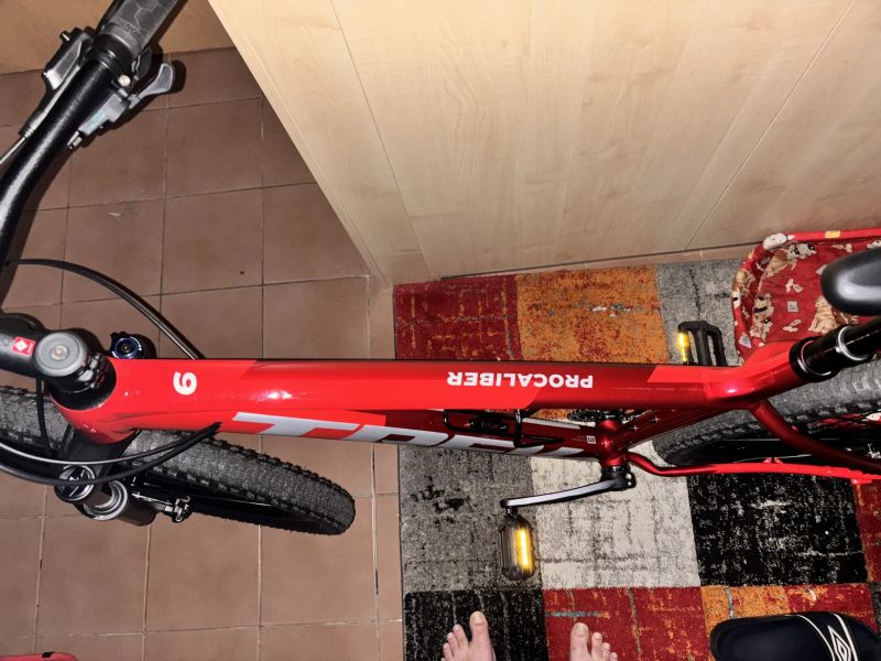 Trek Procaliber 6 Viper Red/Crimson
