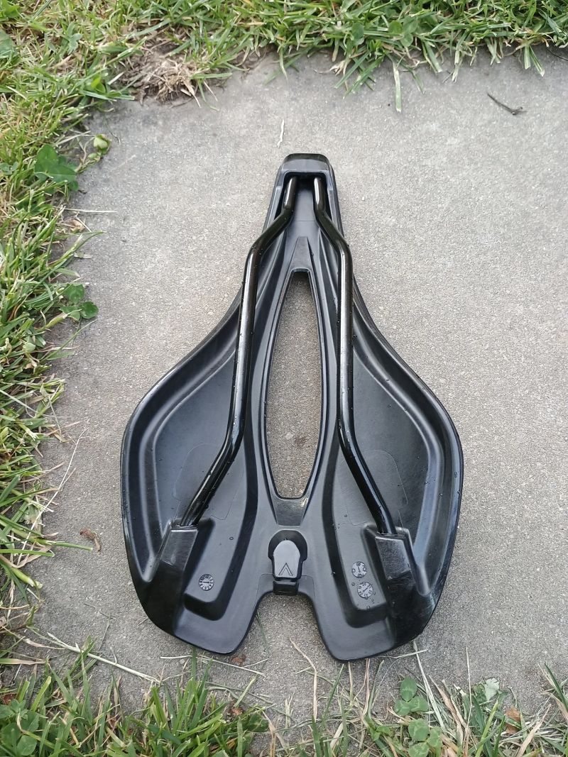 Sedlo Giant
