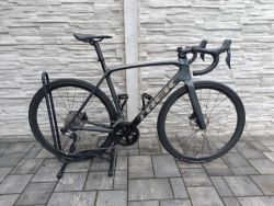 Trek emonda Di2 12 speed karbonová kola 