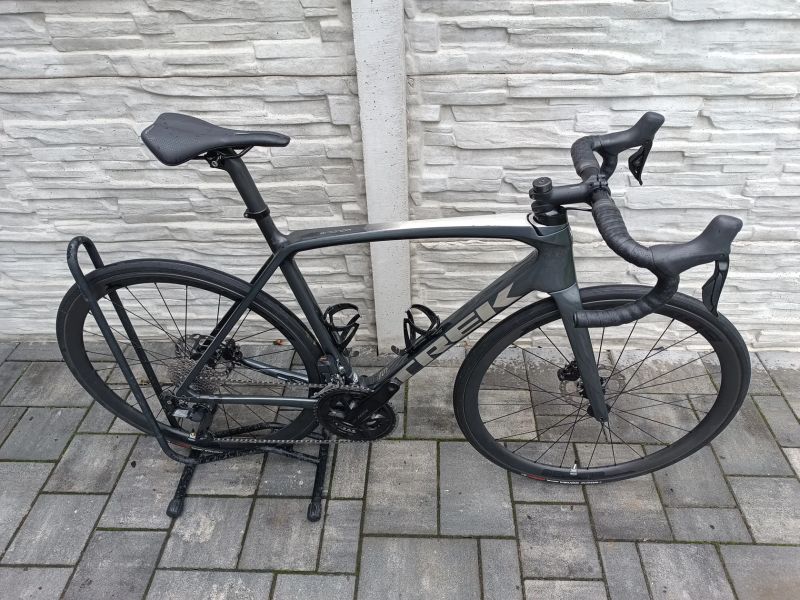 Trek emonda Di2 12 speed karbonová kola 