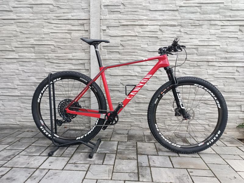 Canyon exceed cf7 karbonová kola reynolds 