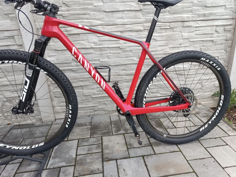 Canyon exceed cf7 karbonová kola reynolds 
