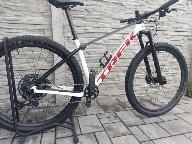 Trek procaliber 9.7. - karbonová kola 