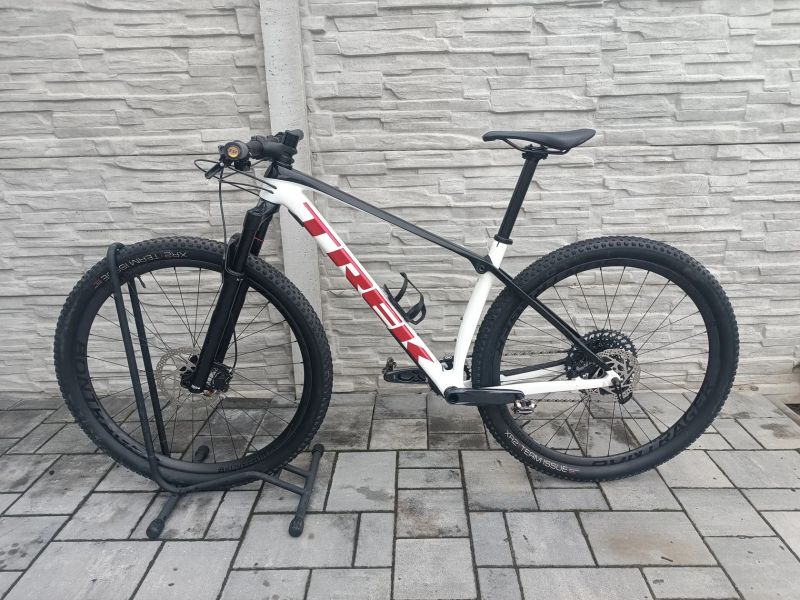 Trek procaliber 9.7. - karbonová kola 