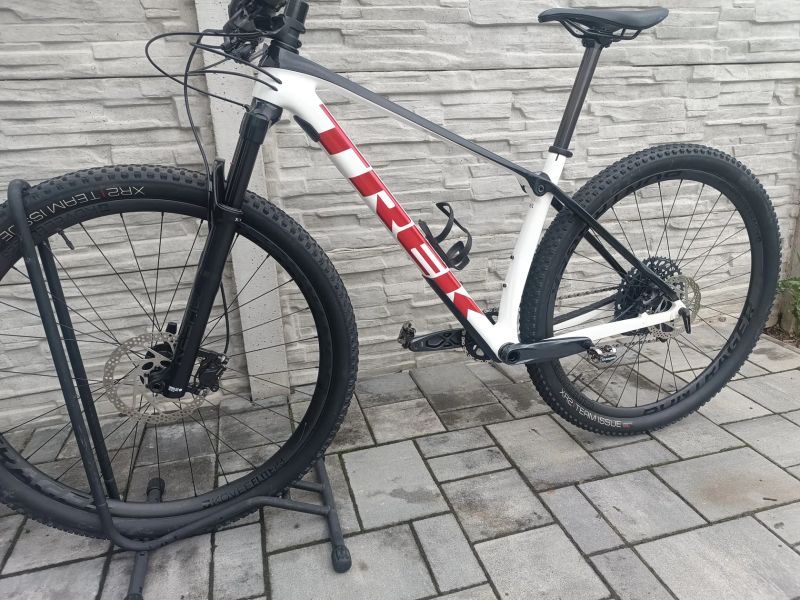 Trek procaliber 9.7. - karbonová kola 