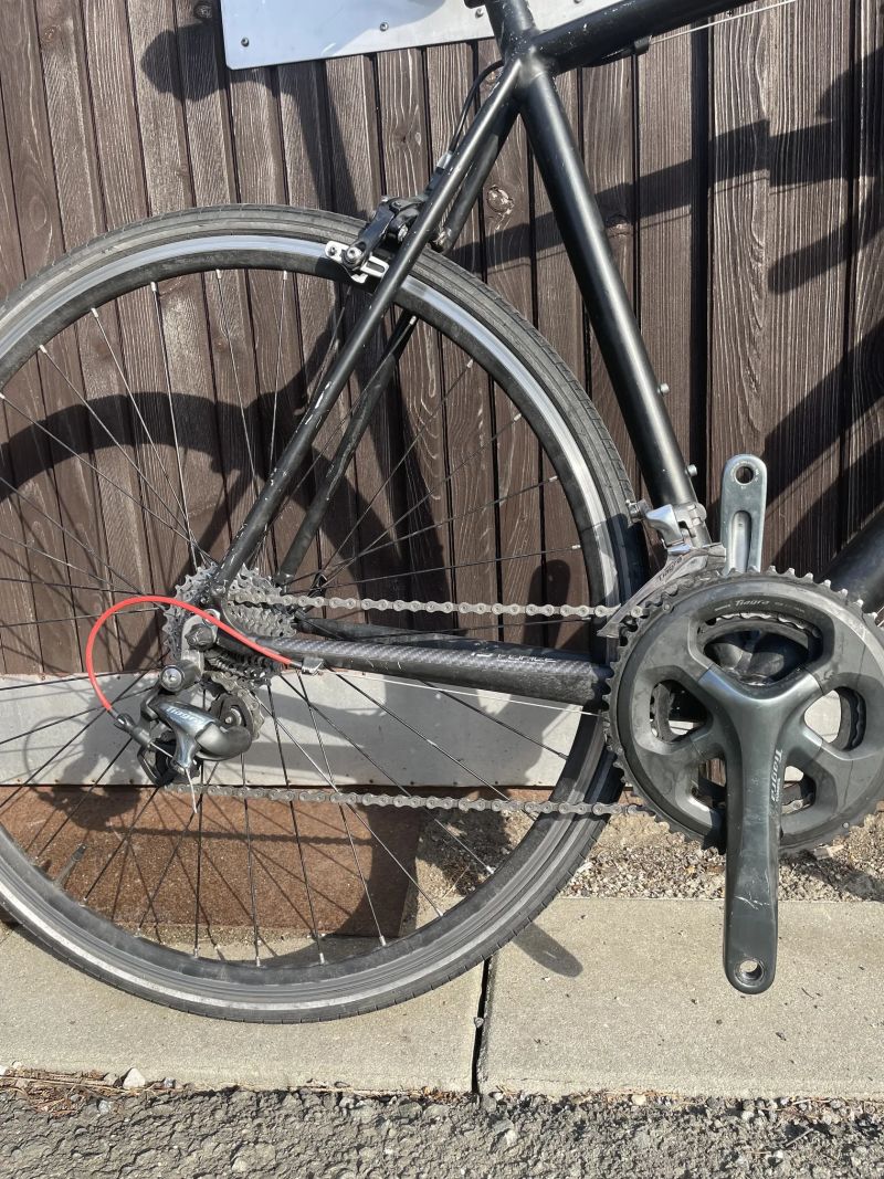 Silniční kolo Specialized