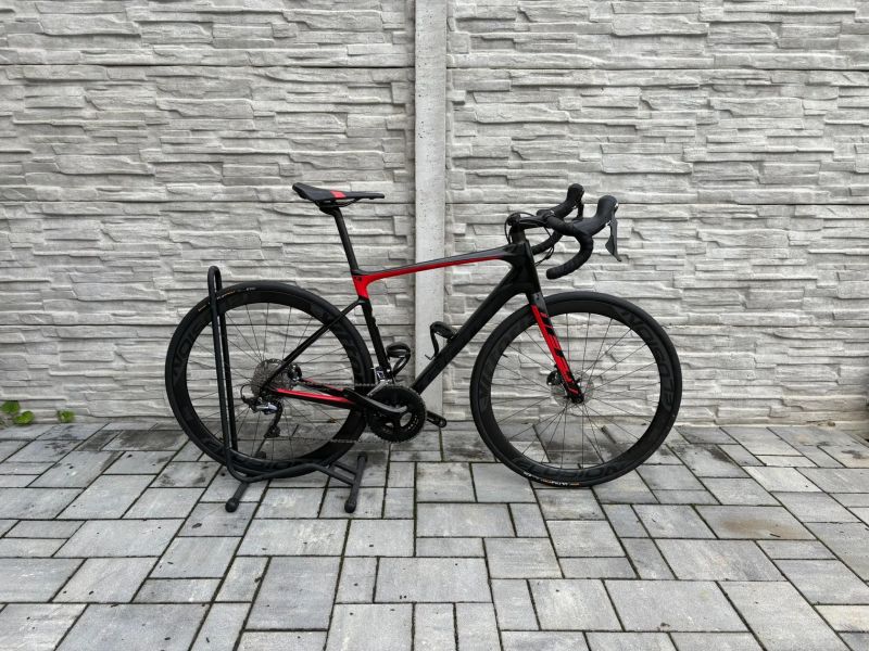 Giant defy - karbonová kola vittoria