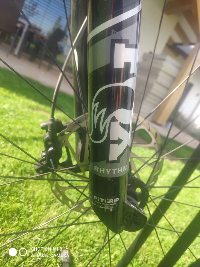 Horské kolo Specialized Stumpjumper Comp Alloy 2023 v atraktivní zelené barvě