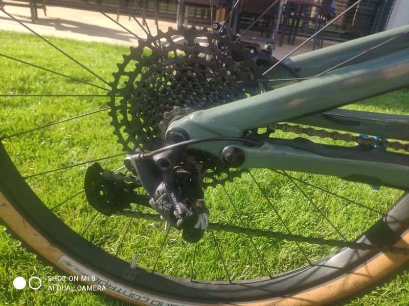 Horské kolo Specialized Stumpjumper Comp Alloy 2023 v atraktivní zelené barvě