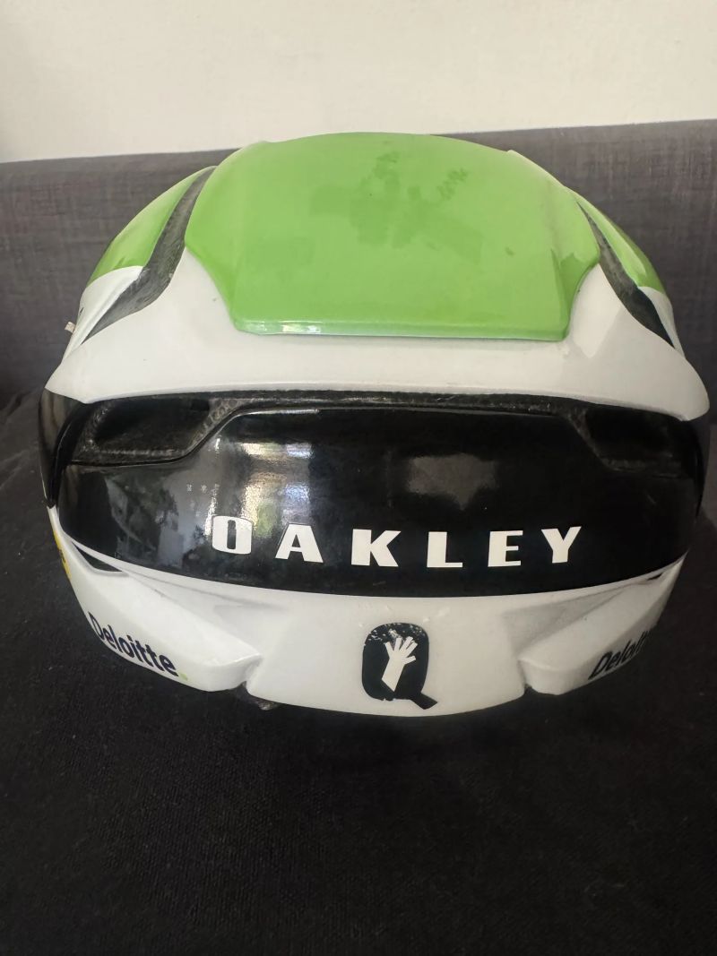 Oakley Aro 5 Neon vel L. 58-60cm Mips