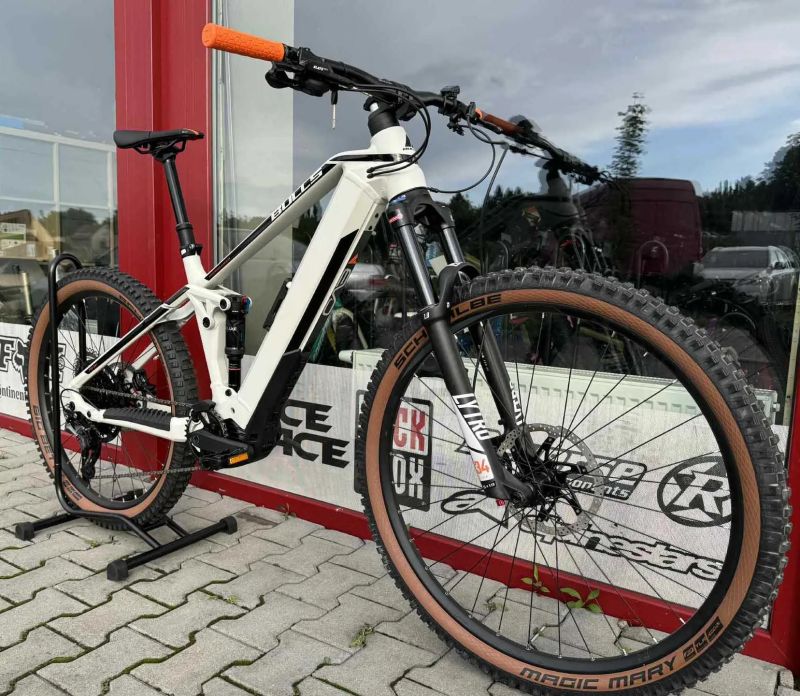🔥🔥 SLEVA 60.000Kč -44%🔥🔥 Bulls Sonic EVO AM1 29/27,5 750Wh - M / L 