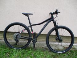 Nové dámské 29" kolo Maxbike M509D 17", vzduch. vidlice Rock Shox Judy, Shimano Deore1x11