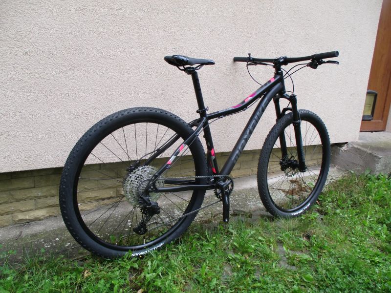 Nové dámské 29" kolo Maxbike M509D 17", vzduch. vidlice Rock Shox Judy, Shimano Deore1x11