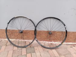 Zapletená MTB kola Shimano XT M8100