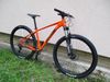 Nové 29" kolo Apache Tuwan 17", vzduch. vidlice Suntour Raidon, Shimano Deore1x1, pevná osa