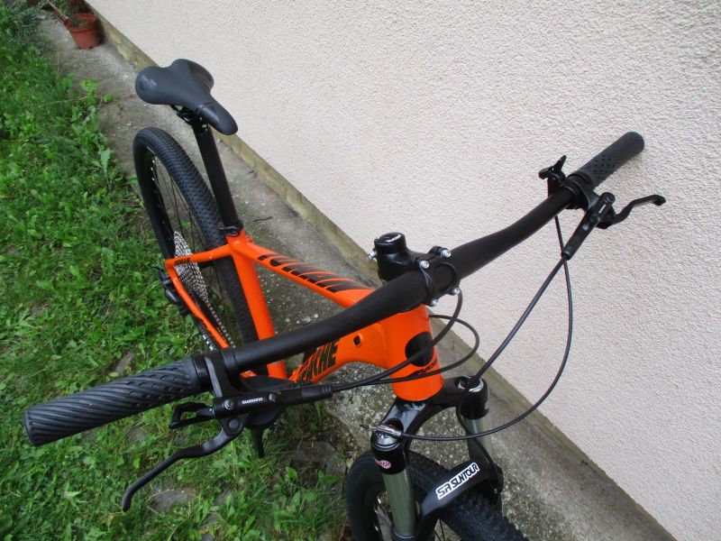 Nové 29" kolo Apache Tuwan 17", vzduch. vidlice Suntour Raidon, Shimano Deore1x1, pevná osa
