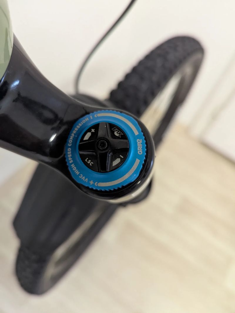 Nukeproof GIGA 290 Factory - velikost L