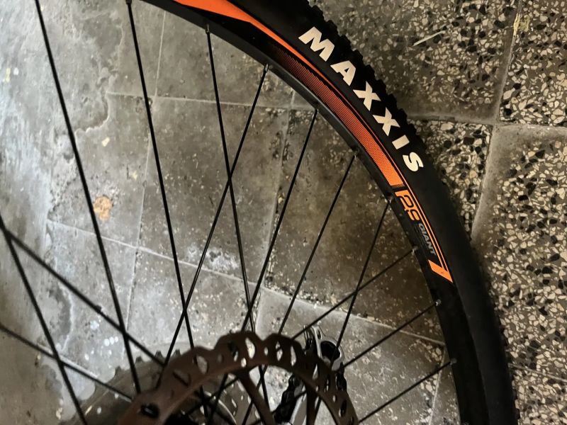 Horské kolo Giant talon 