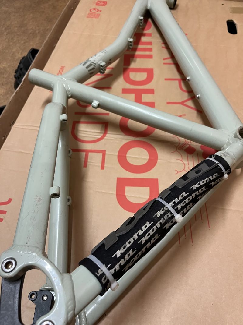 Kona Five-O rám na horské kolo 26" marzocchi shimano dirt mtb