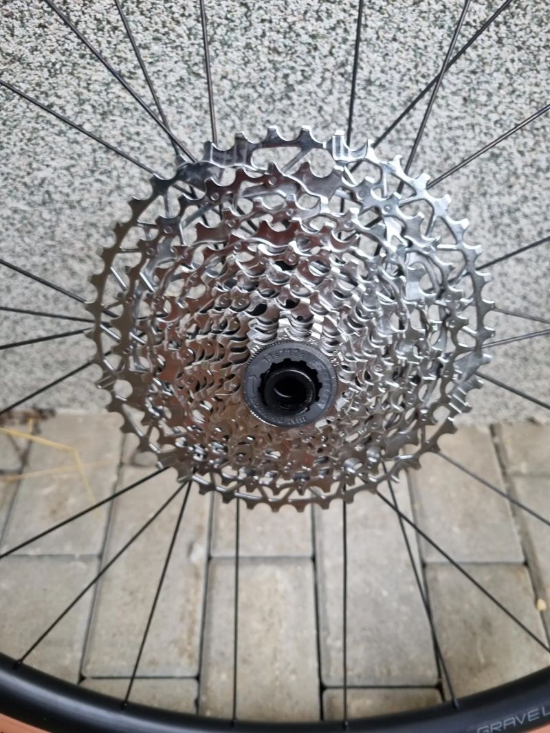 Zapletená gravel kola - DT Swiss Gravel LN