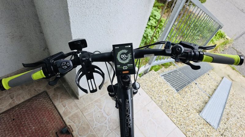 Horské elektrokolo Lectron Esconder MDX M400 | Rám 18” | Najeto jen 344 km | TOP STAV