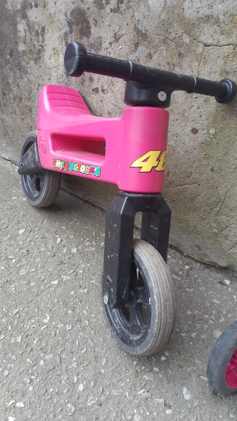 dětské odrážedlo a dětské kolo 12"